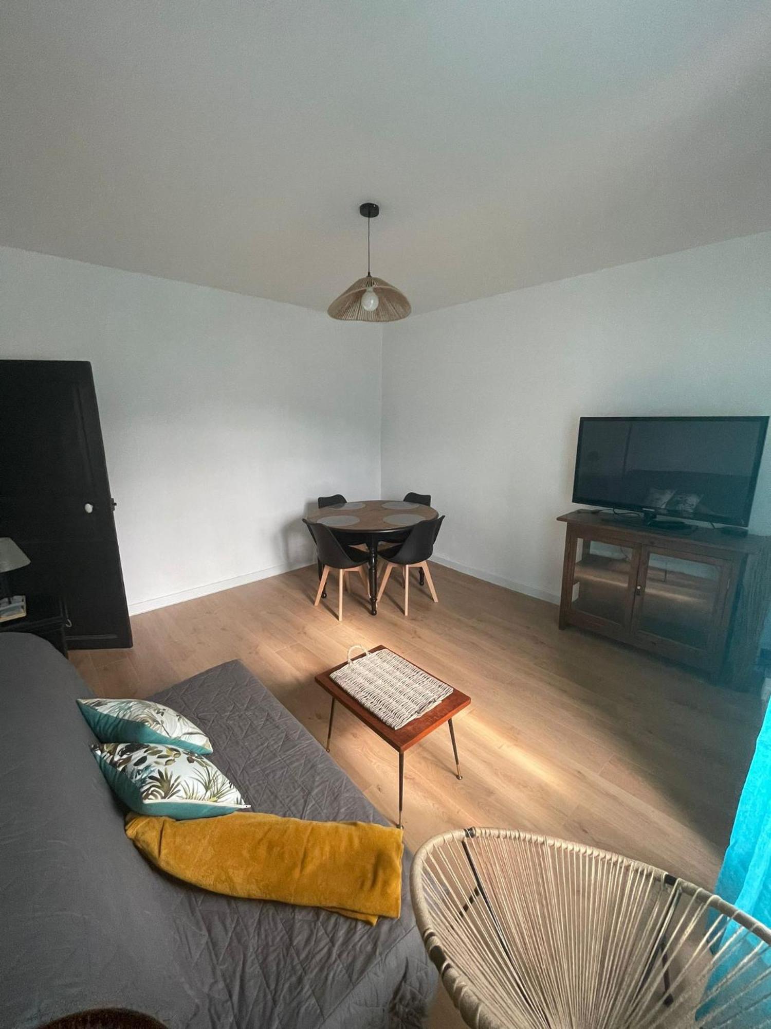 Charmant Appartement Au Paradis Romagnat Extérieur photo
